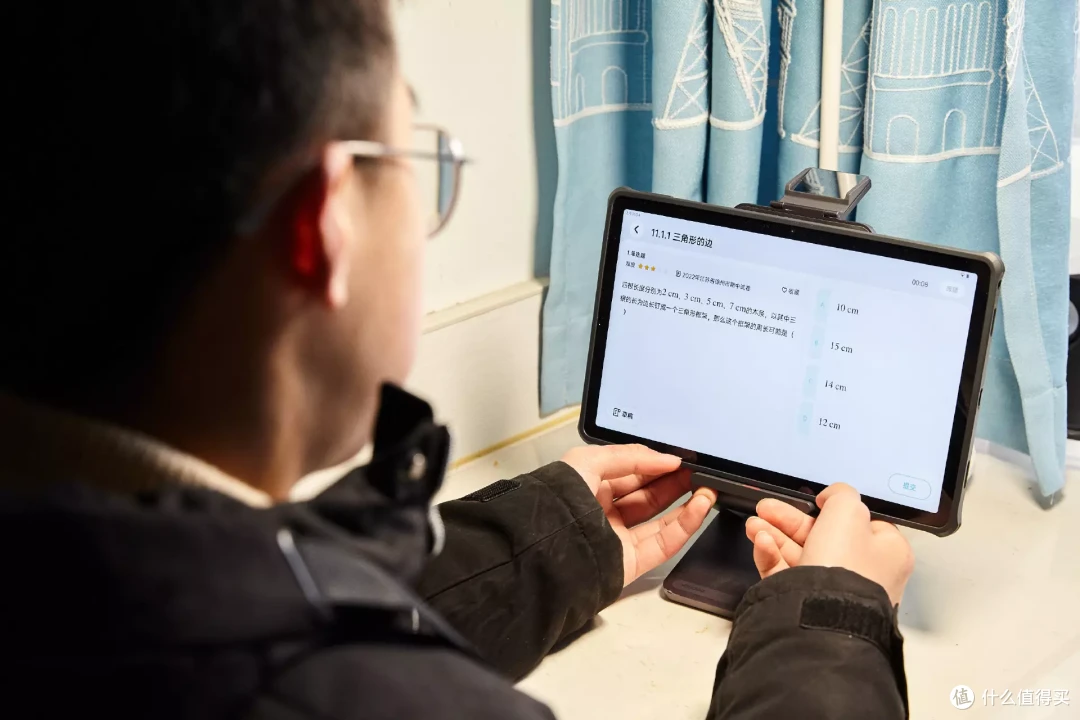 有道AI学习机X10到底有什么实力,敢做出“不进步就退款”的承诺