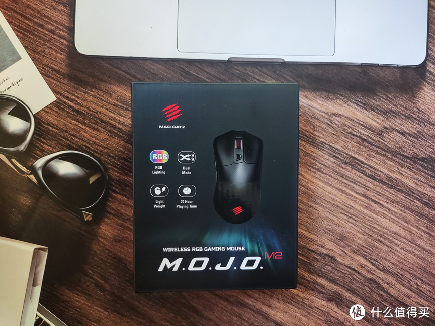 美加狮M.O.J.O.M2双模游戏鼠标:只简不减,爱不释手