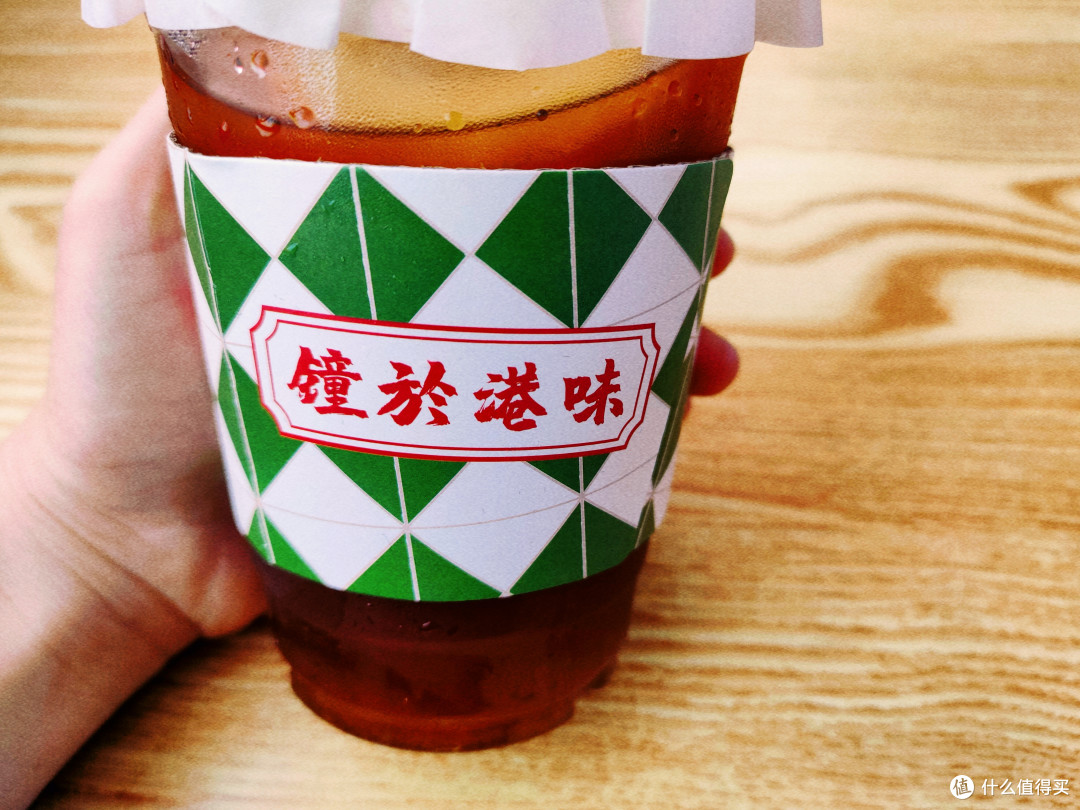 甘甜回味——巴打茶记招牌港式柠檬茶