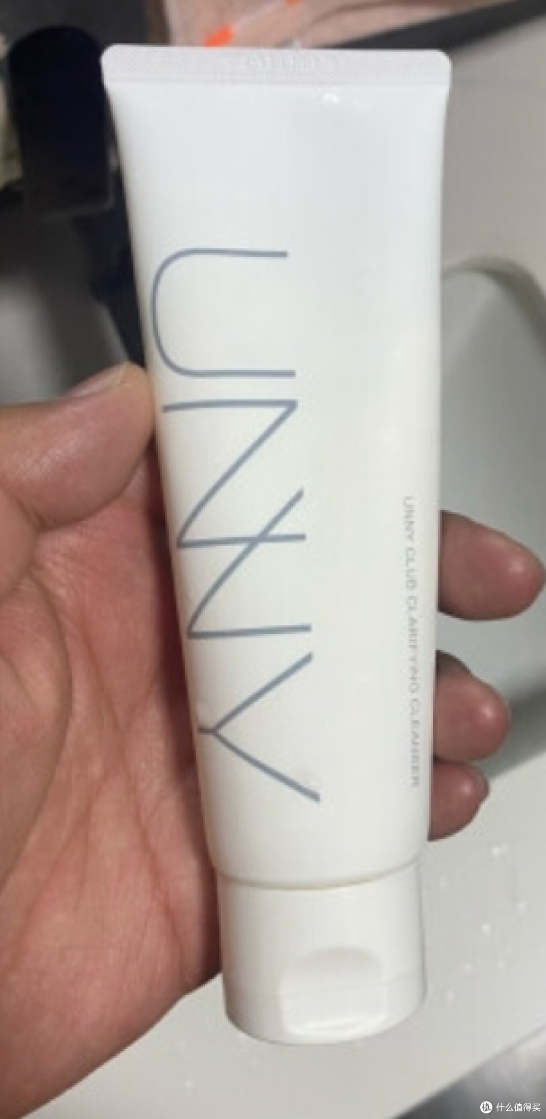 在我的学生时代,洗面奶是我们每天必不可少的物品