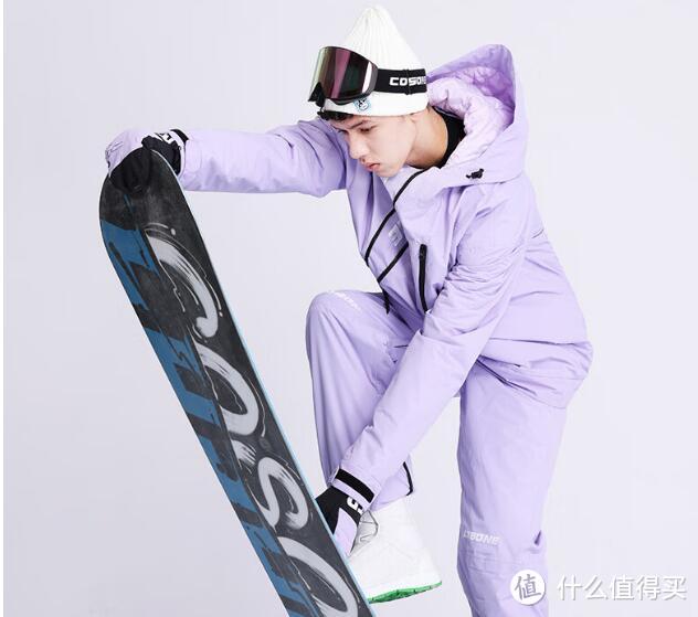 滑雪爱好者的第一块滑雪板，实力与时尚并存！