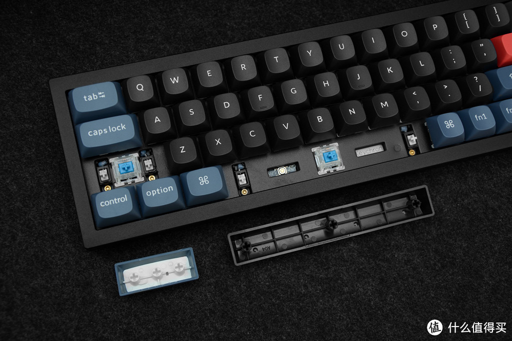 40%配列、全铝、Gasket结构，Keychron Q9客制化机械键盘开箱