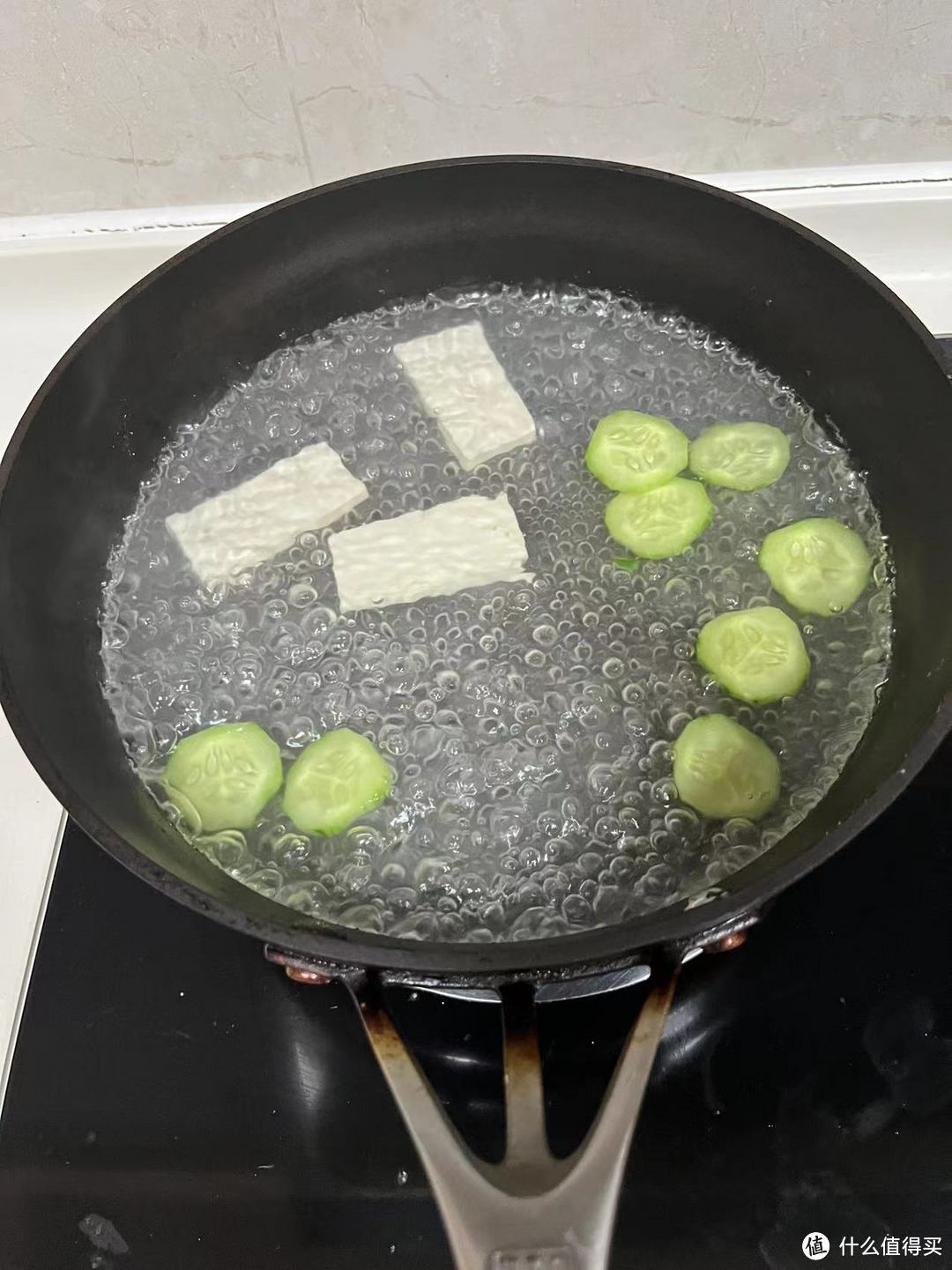 婴幼儿辅食之青瓜鸡蛋小饭团