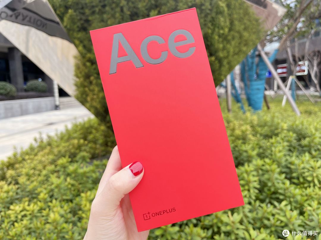 【新品尝鲜】性能手机新标杆?一加Ace 2上手体验