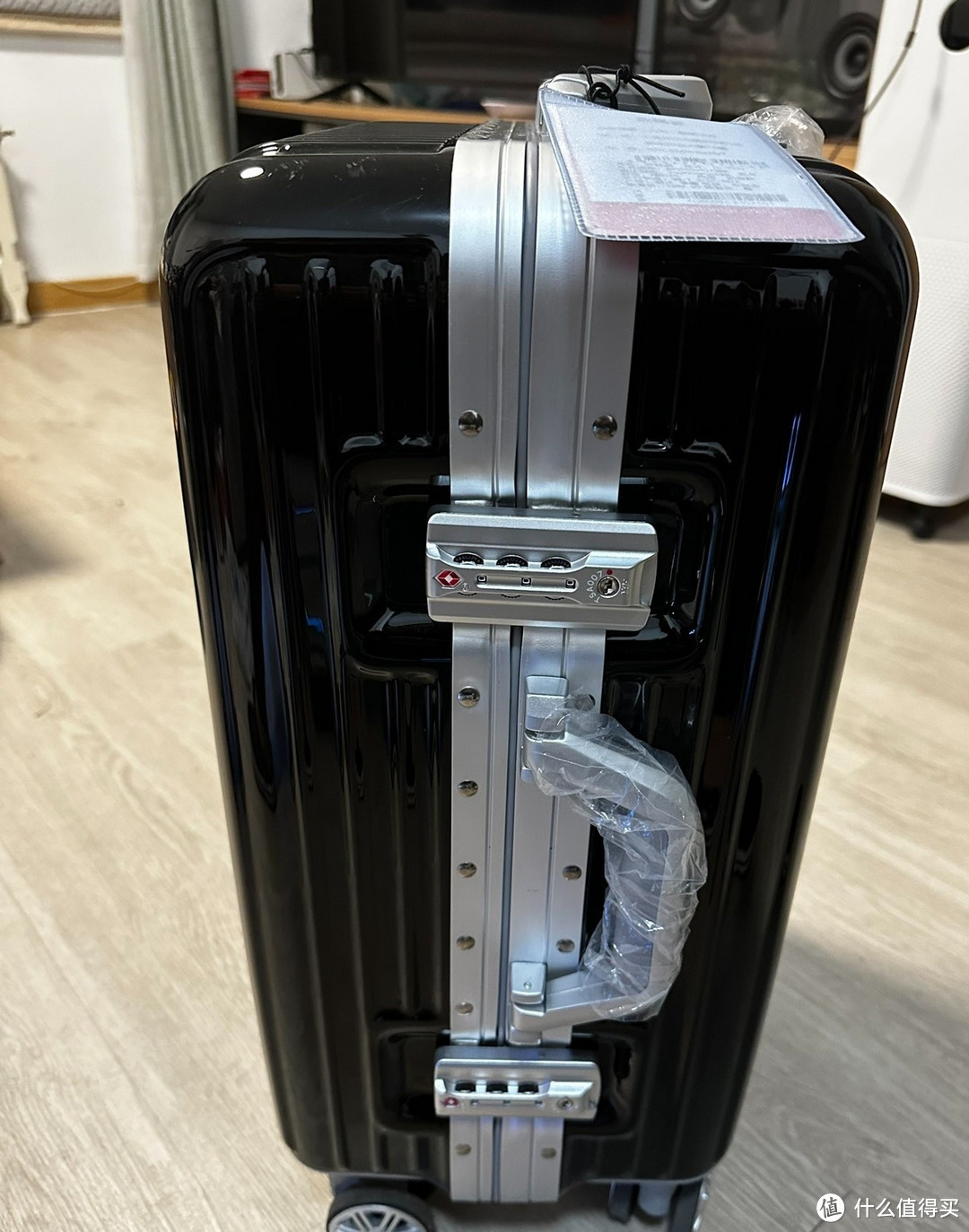 看看我的开学新装备——新行李箱。