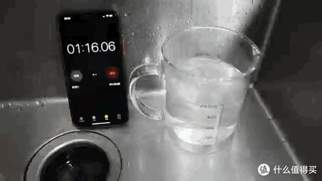 不用安装管线机,也不用烧水壶就可以实现喝水自由了?随时调温——352 A418H即热净水机使用测评