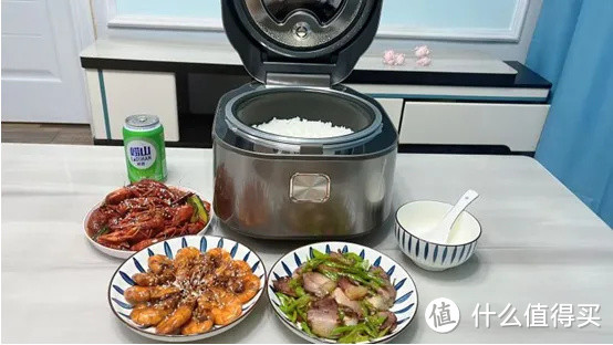 厨房电器分享，苏泊尔远红外电饭煲+华帝油烟机推荐