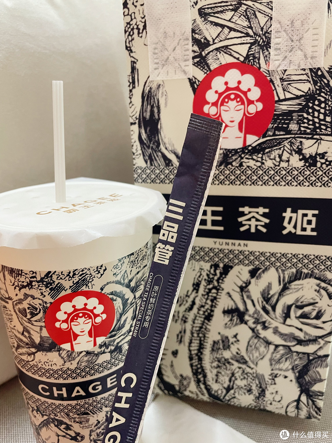 新晋国风奶茶店，用料纯净好喝不腻