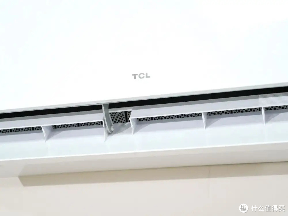 出风清新，节能环保的TCL空调，让你尽享舒适居家
