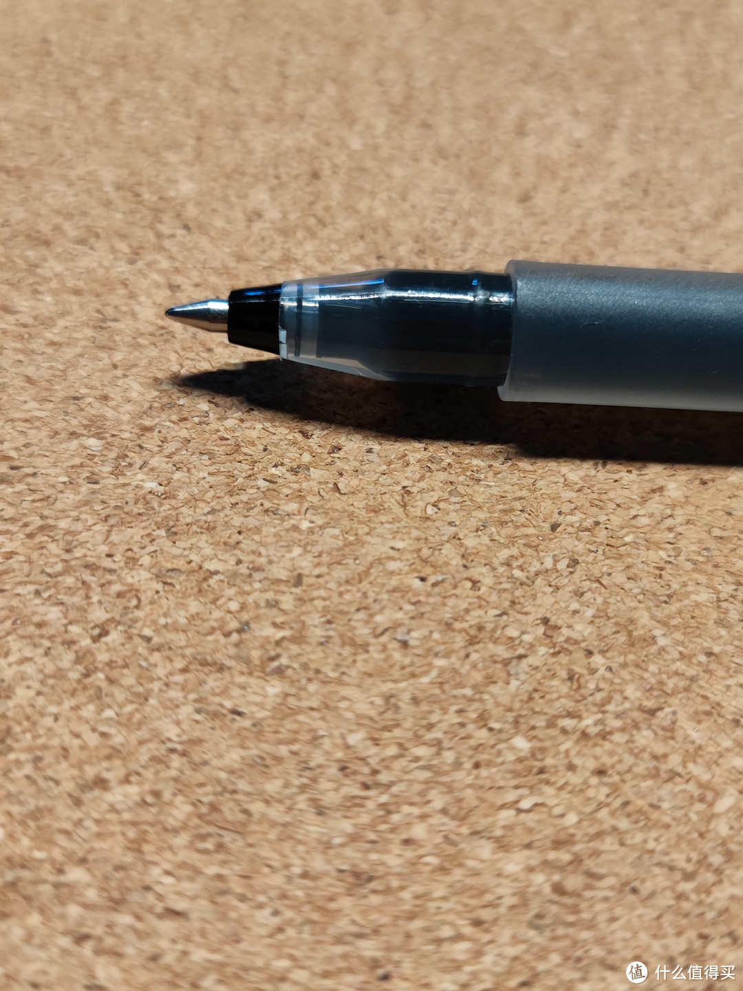 这只好笔很特殊，用料扎实量很足。