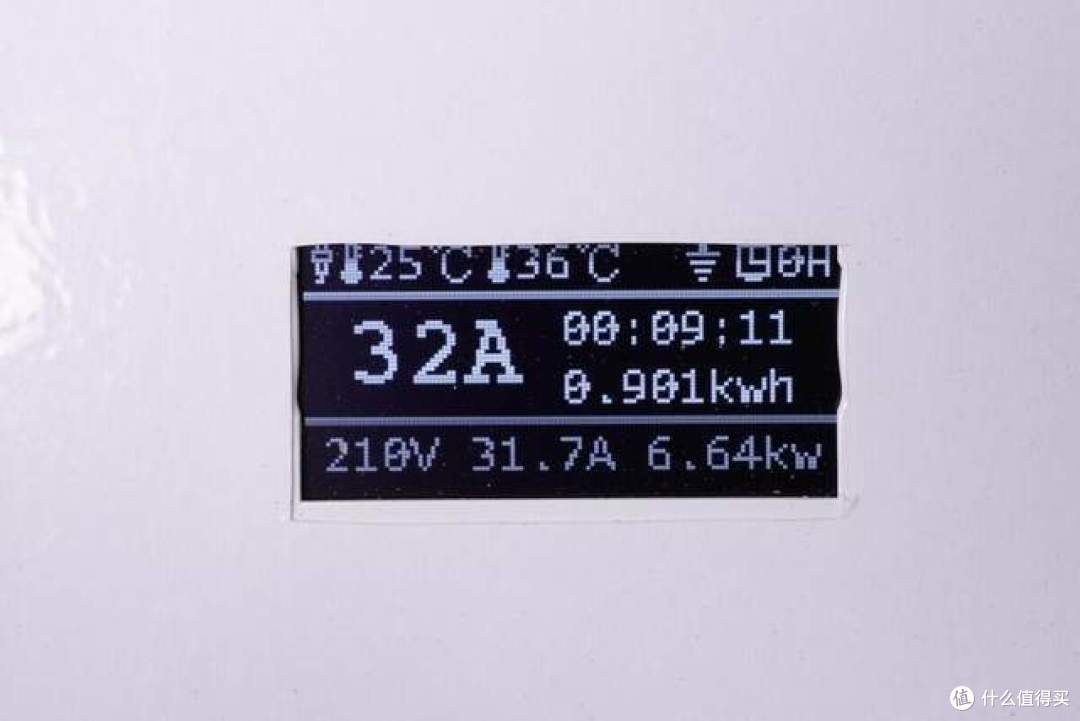 腾茂智能便捷(欧规)充电枪评测:至高32A大电流,自带 LED 数显屏