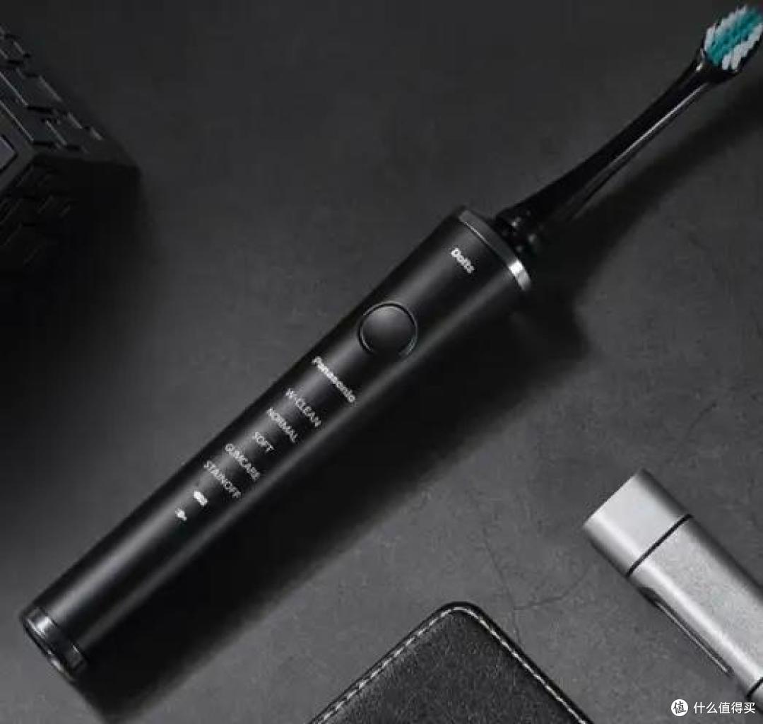 拥有多功能电动牙刷，呵护你的口腔健康