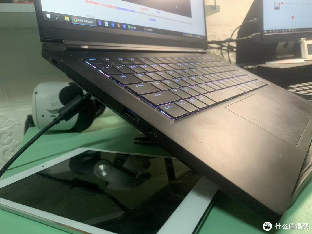全金属,轻薄,高性能,人脸识别,机械键盘,雷电4,2K,165Hz,价格还不贵!游戏本创意笔记本电脑
