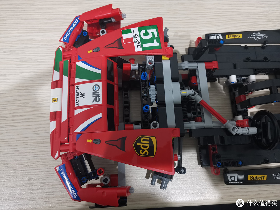 LEGO 科技机械组系列 42125 冠军赛车 法拉利 488 GTE 开箱评测