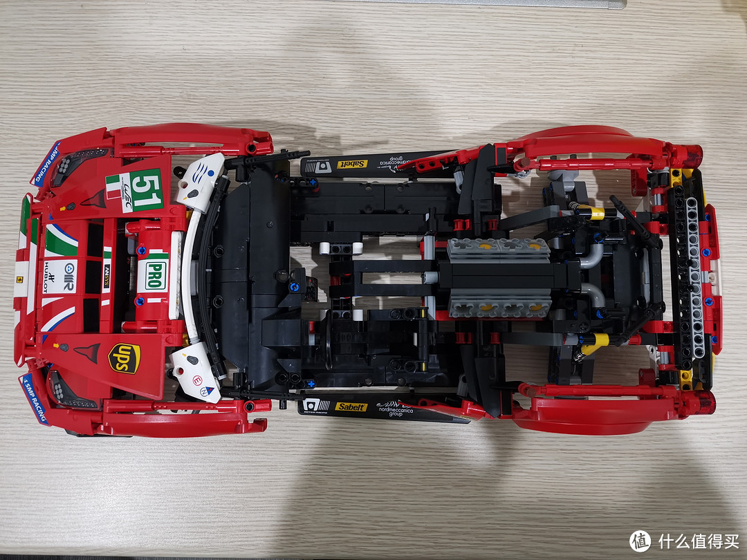 LEGO 科技机械组系列 42125 冠军赛车 法拉利 488 GTE 开箱评测