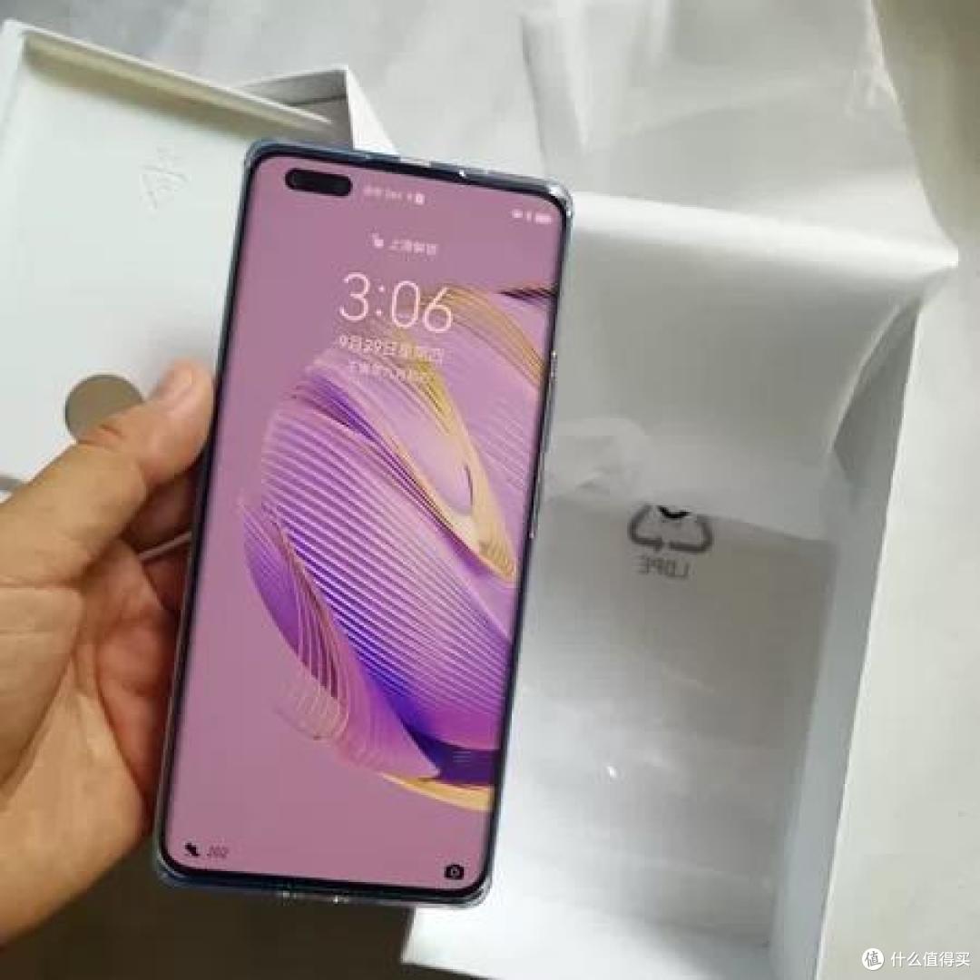 华为nova10 Pro,6000万像素超广角镜头,拥有100°超广角