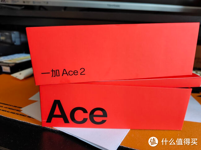 一加Ace 2，满血版骁龙8+，5000mAh电池