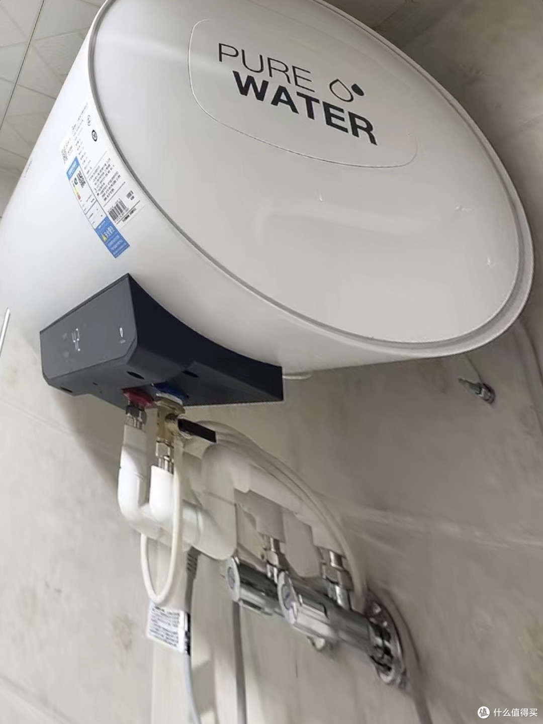 斜杠青年充电计划。美的电热水器3300W变频速热终生免换镁棒6.5倍增容一级能效60升