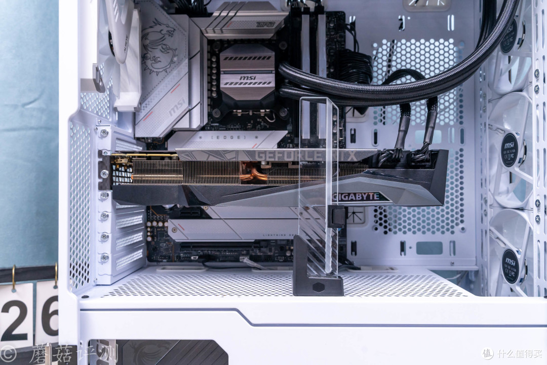 性价比之选,入手二手RTX3090,技嘉RTX 3090魔鹰OC显卡 评测