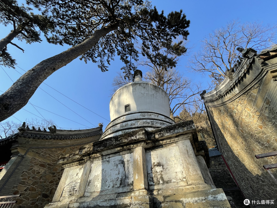 总要去一趟潭拓寺的吧，去祈福，去请愿。
