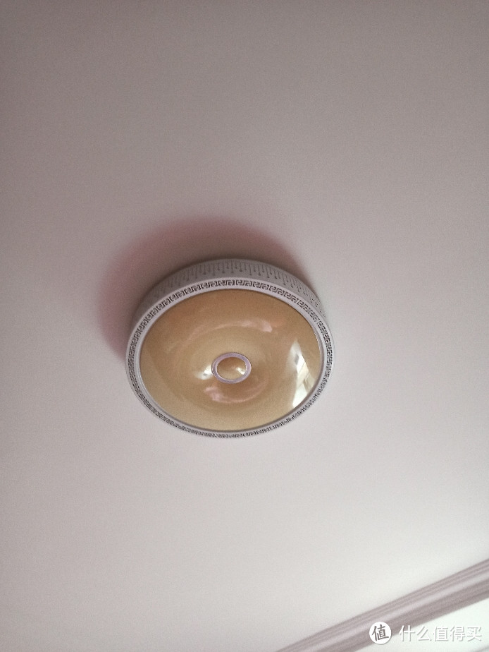 闪耀的灯球(๑╹ヮ╹๑)，简单易操作，更换卧室吸顶灯芯