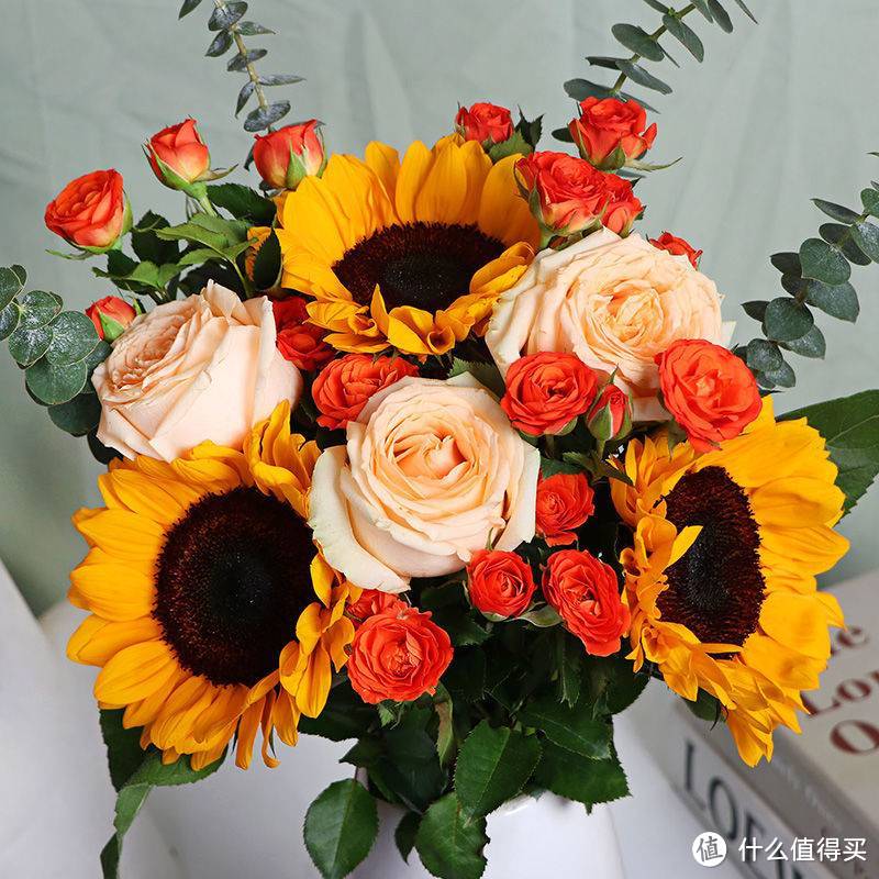 《花点时间》阳春三月,春暖花开时,你多久没给老婆买花了,再苦再累也要记得浪漫呀❤️
