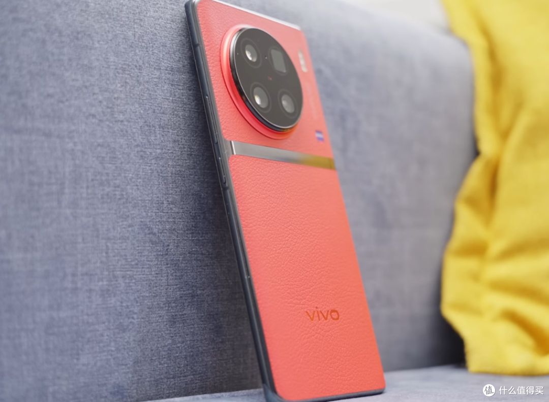 vivo机皇跌价,12GB+512GB突降350元,给苹果“重力一击”