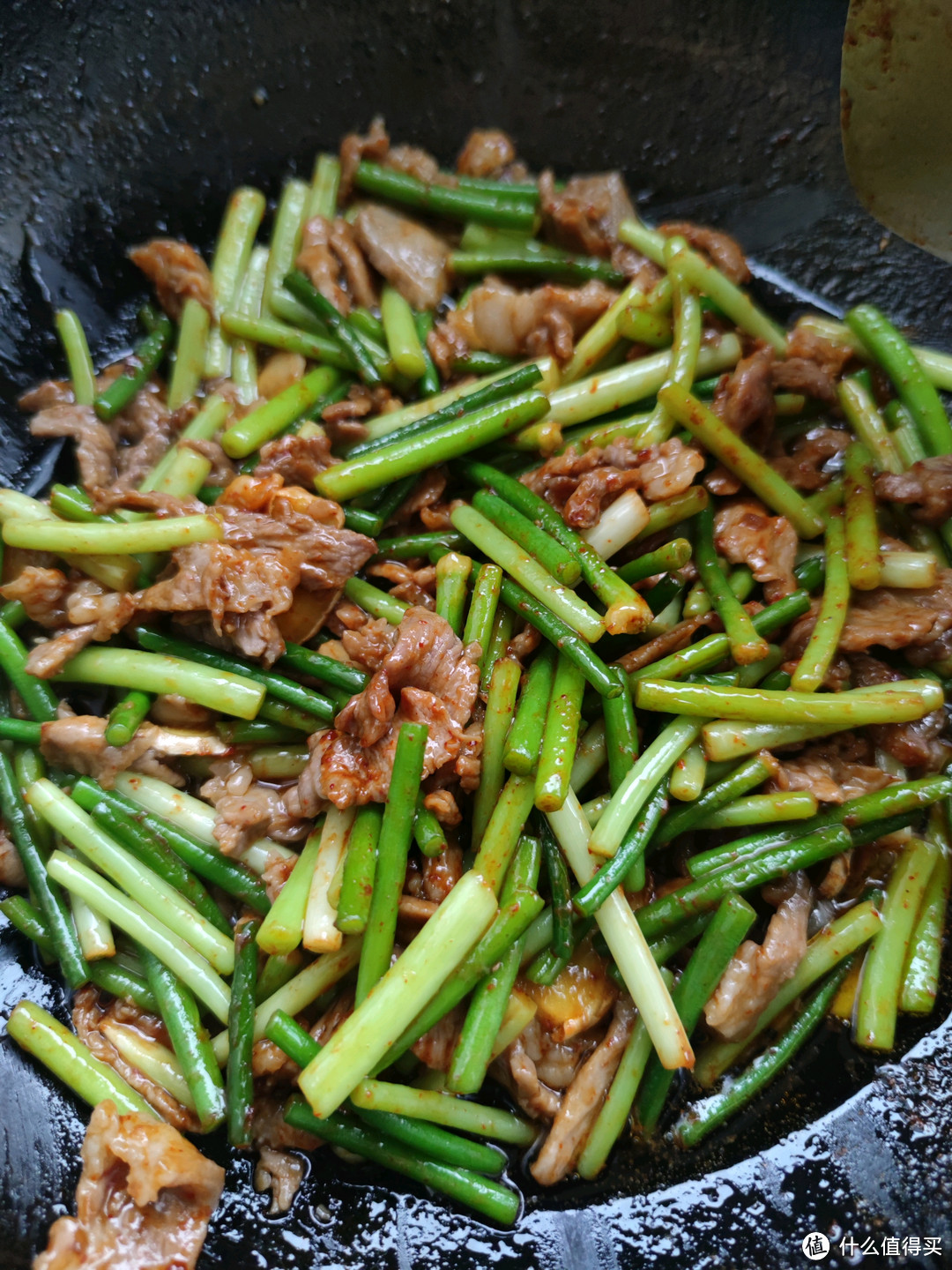 过年蒜苔价比肉贵，现在日常价了，蒜苔肉做起来！