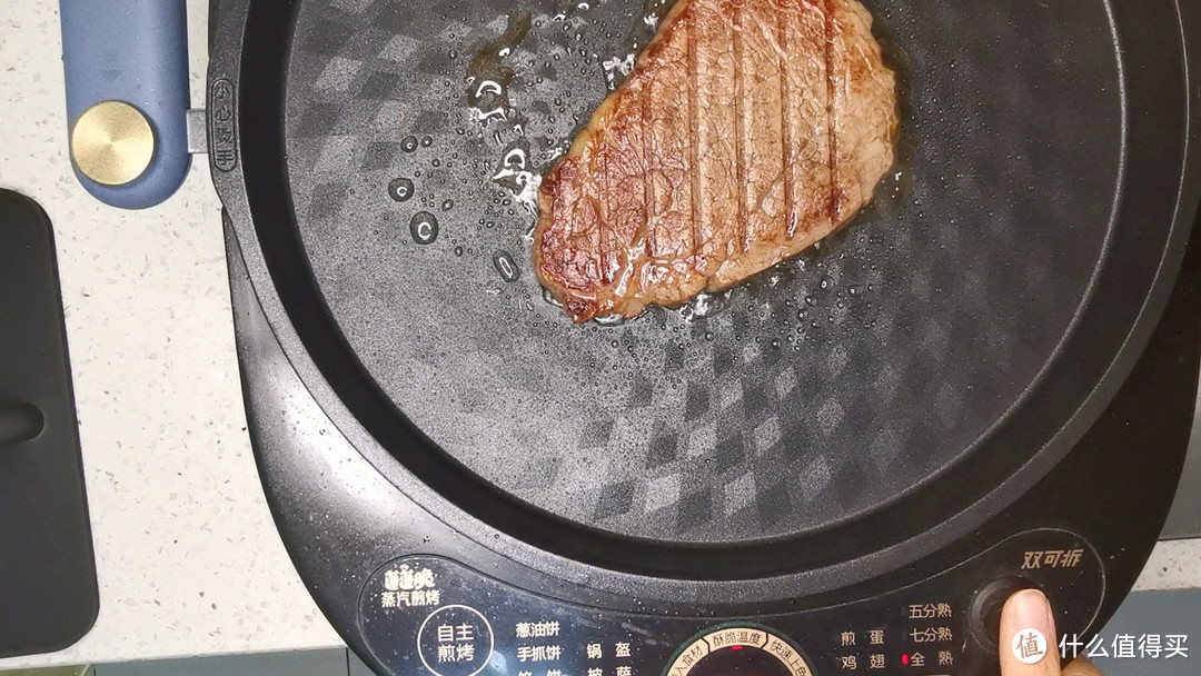 多功能锅?电饼铛?还是烤箱?牛排怎么做才能好吃又省事呢