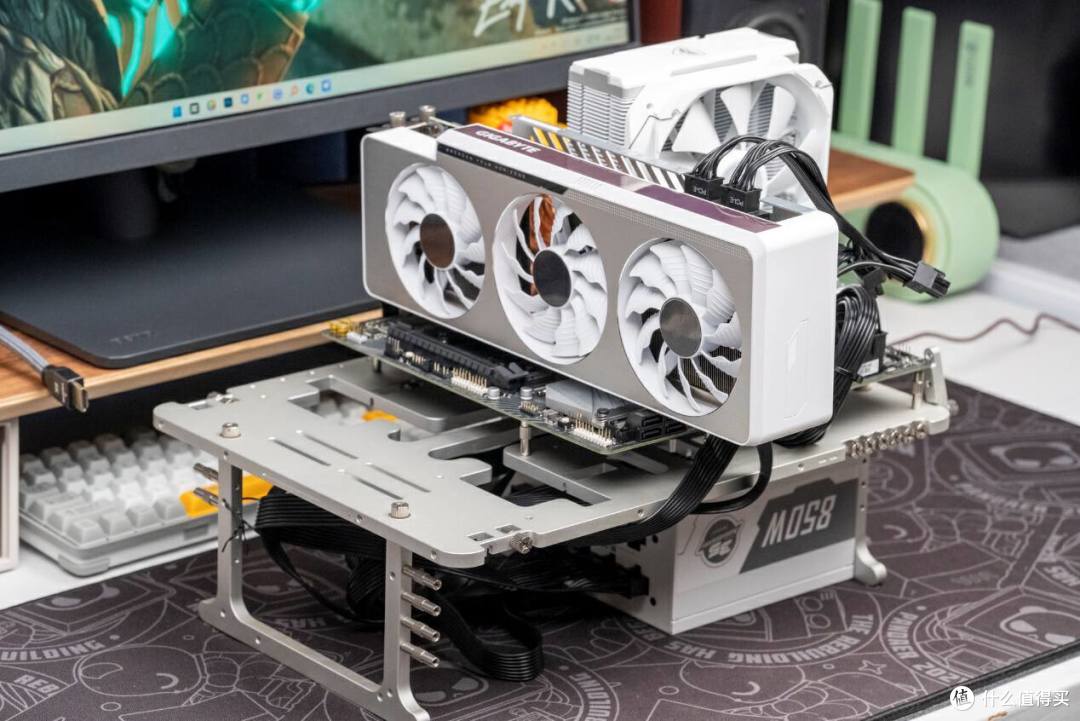 白色主题装机,小雕够给力,B760M主板+12700K+3070Ti,跑分轻松超200万