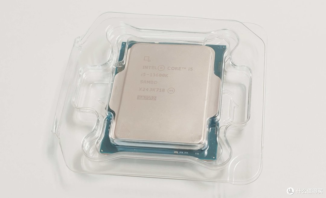 i5-13600K+Z790 AERO G主板+天策D5-6000内存+A770 FLUX搭载纯白系“小海景房”装机体验