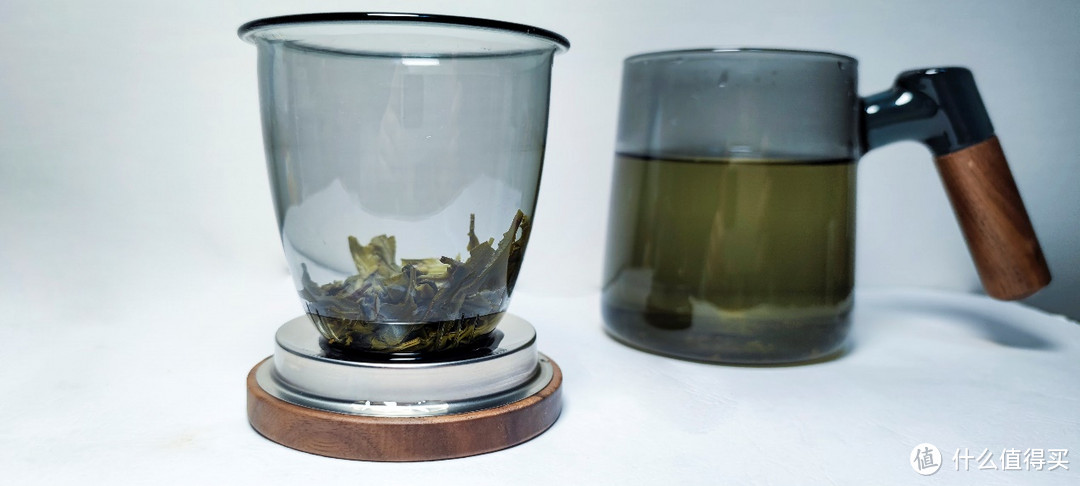 青山隐木柄玻璃泡茶杯：木头与玻璃的邂逅