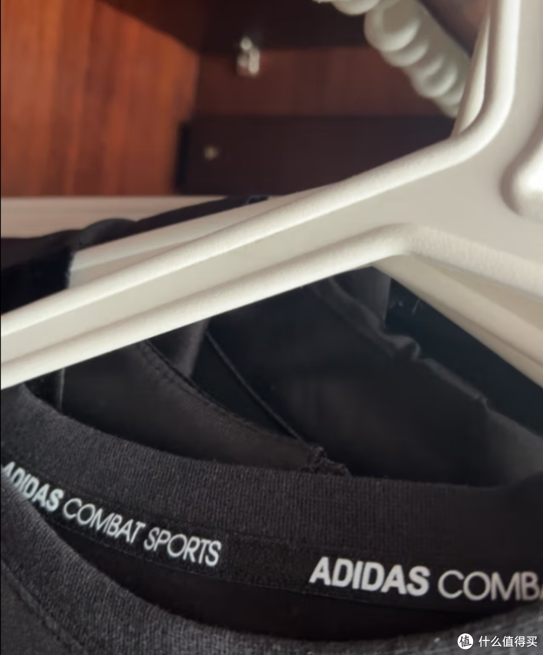 adidas短袖男2023夏季休闲舒适运动服透气圆领男T恤 绿/橘 2XL 