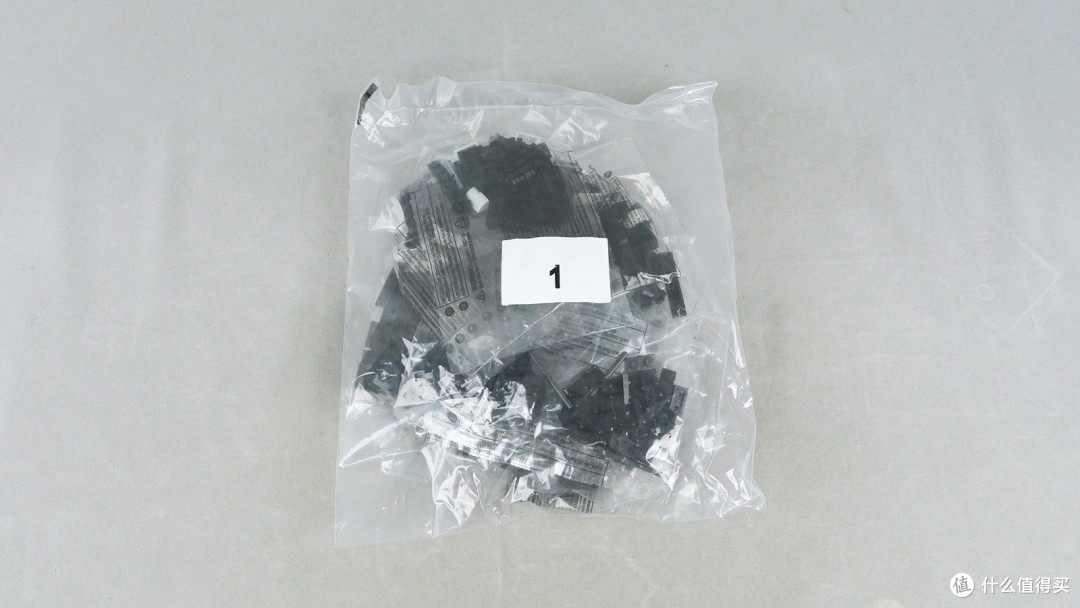 军事积木也要做车模,跨界而生的雪铁龙2CV有几分火候?