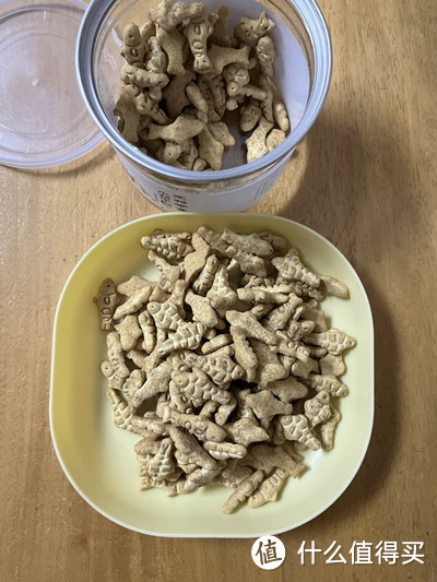 猫可以吃猫饼干吗?宠物零食猫饼干分享
