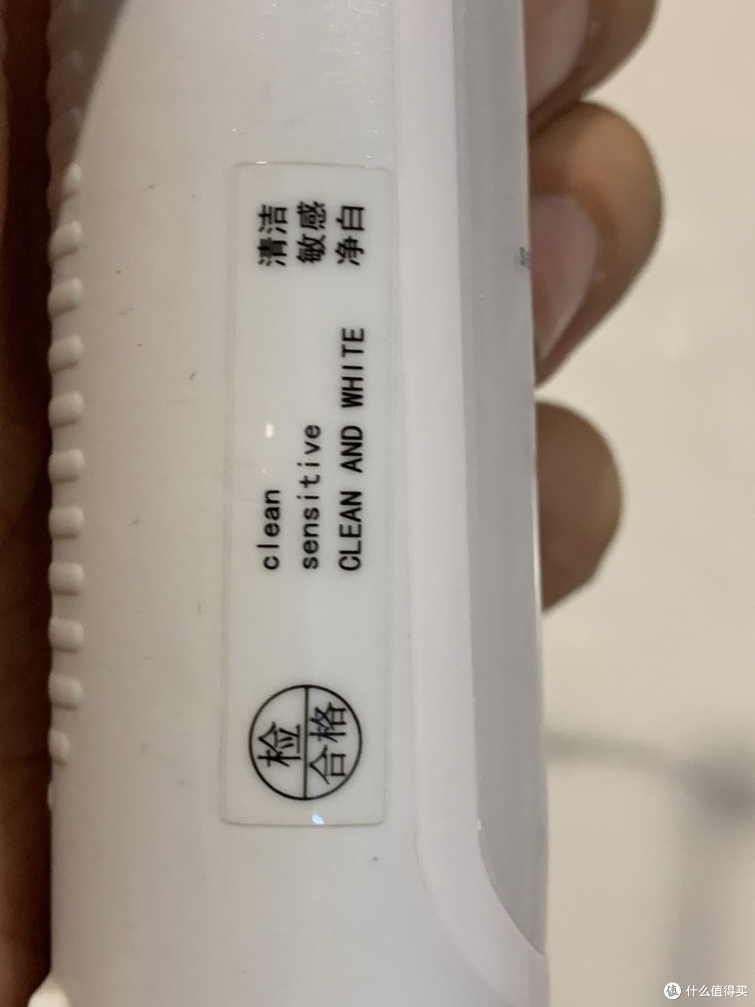 飞利浦电动牙刷还是挺靠谱的，电动牙刷用了之后就回不去了，用普通牙刷肯定是不合适的。