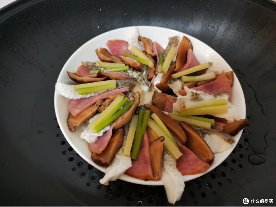 自动炒菜机/料理机好用吗？ 苏泊尔小C主厨机实测，小白也能轻松解决做饭难题