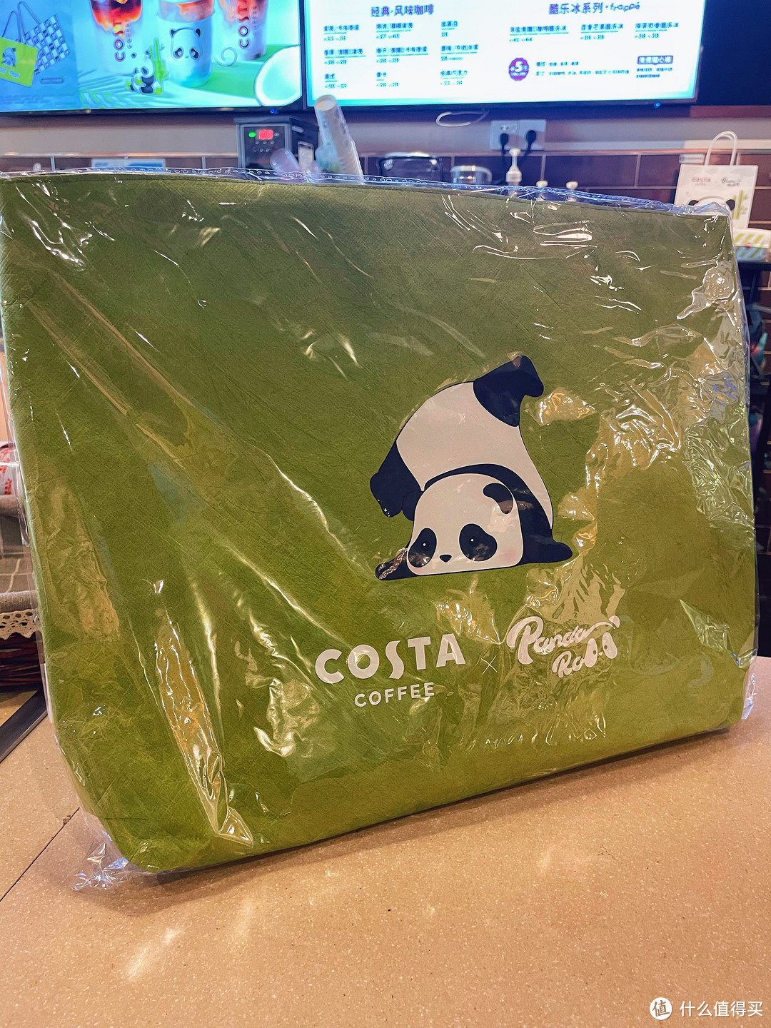 COSTA熊猫联名系列，这么可爱谁受得了呢