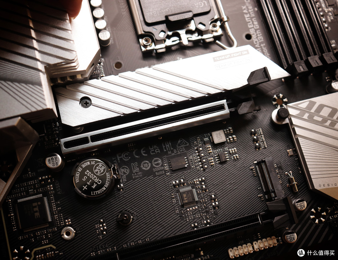 超级供电,用料扎实-技嘉b760m小雕wifi主板上手实测