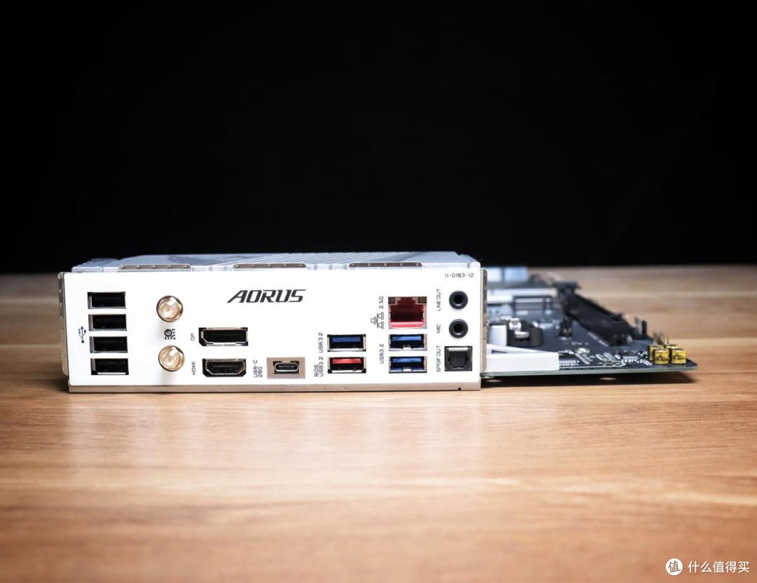 超级供电，用料扎实-技嘉B760M小雕WIFI主板上手实测