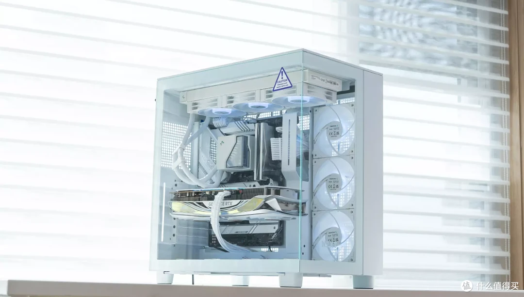 全新海景房：华硕 Z790 吹雪/13900K/NZXT H9 Flow 装机分享 