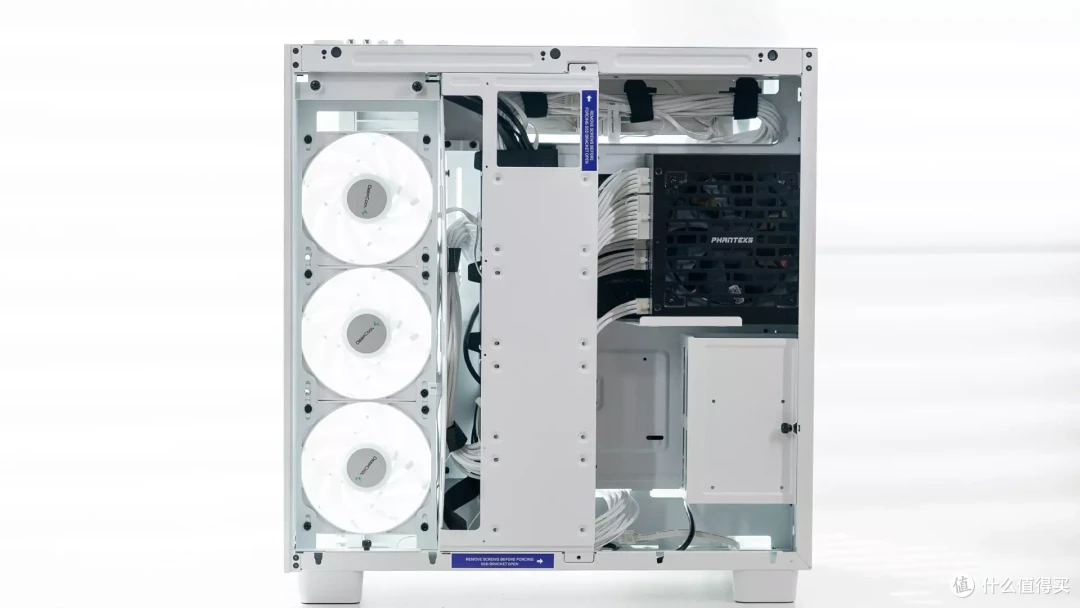 全新海景房：华硕 Z790 吹雪/13900K/NZXT H9 Flow 装机分享 