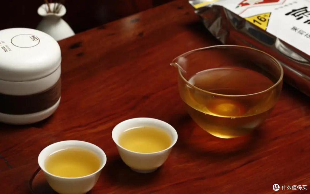 春季喝清爽提神的茉莉花茶,工作劳累来一杯