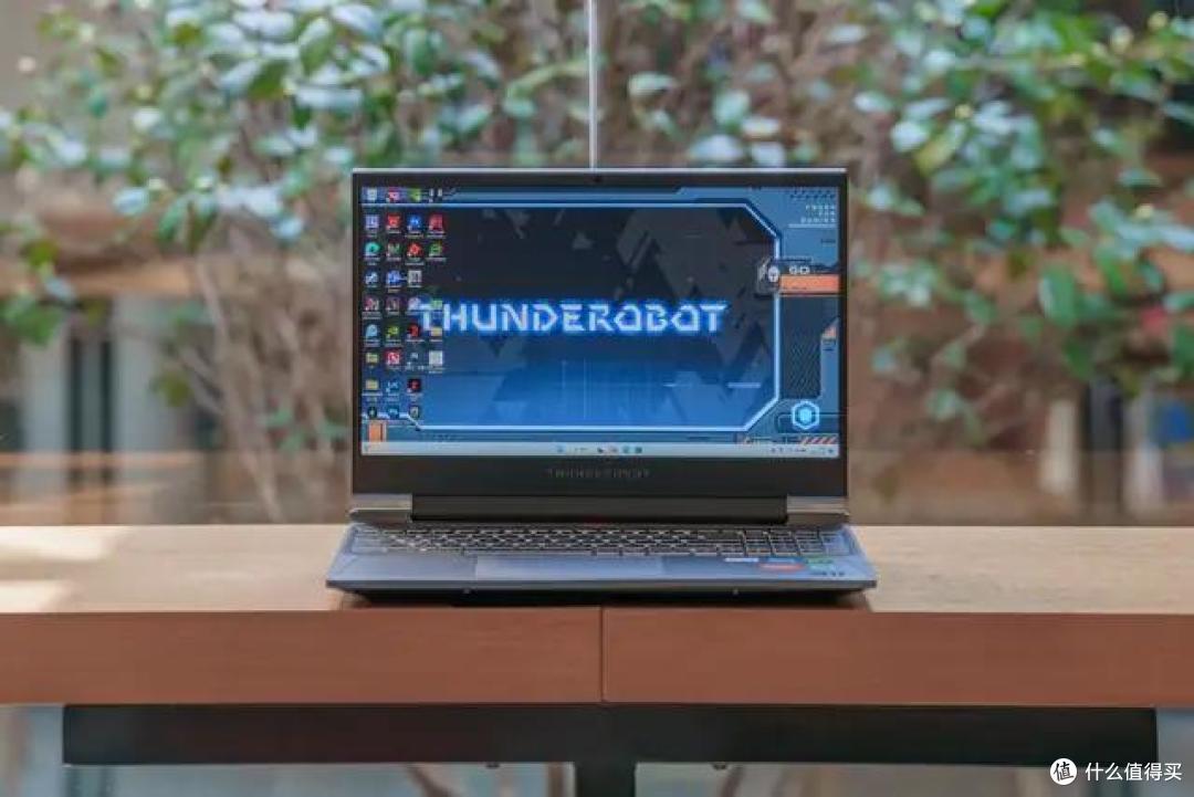 i5-13500H + RTX 4050 甜品级游戏本登场,雷神 911X 猎荒者 2023 测评