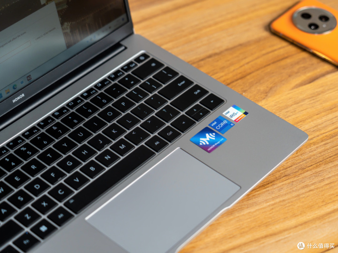 智慧性能双修铸就跃级体验 荣耀MagicBook X 14 Pro评测