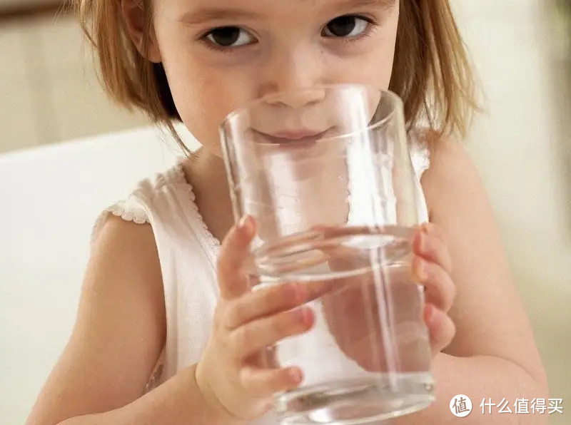健康纳滤净水机，让喝水成为一种品质的享受