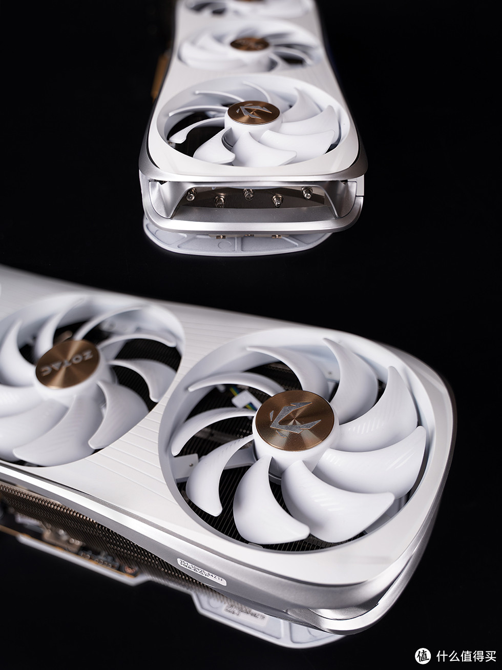 13700K/Z790 EDGE/RTX4080 AMP,Abee Pixel One 银白黑装机展示