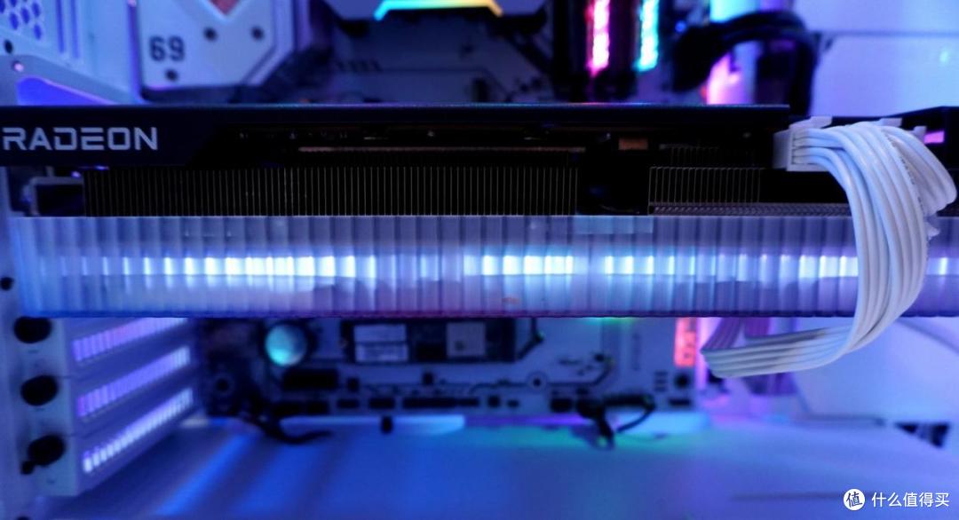 终于忍不住想把玩一下,盈通RX 7900XTX樱瞳水着显卡开箱评测_显卡_什么值得买