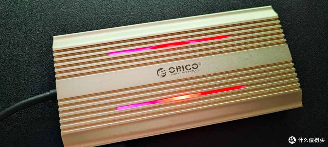 ORICO XDR RGB十二合一扩展坞:解决你的接口焦虑