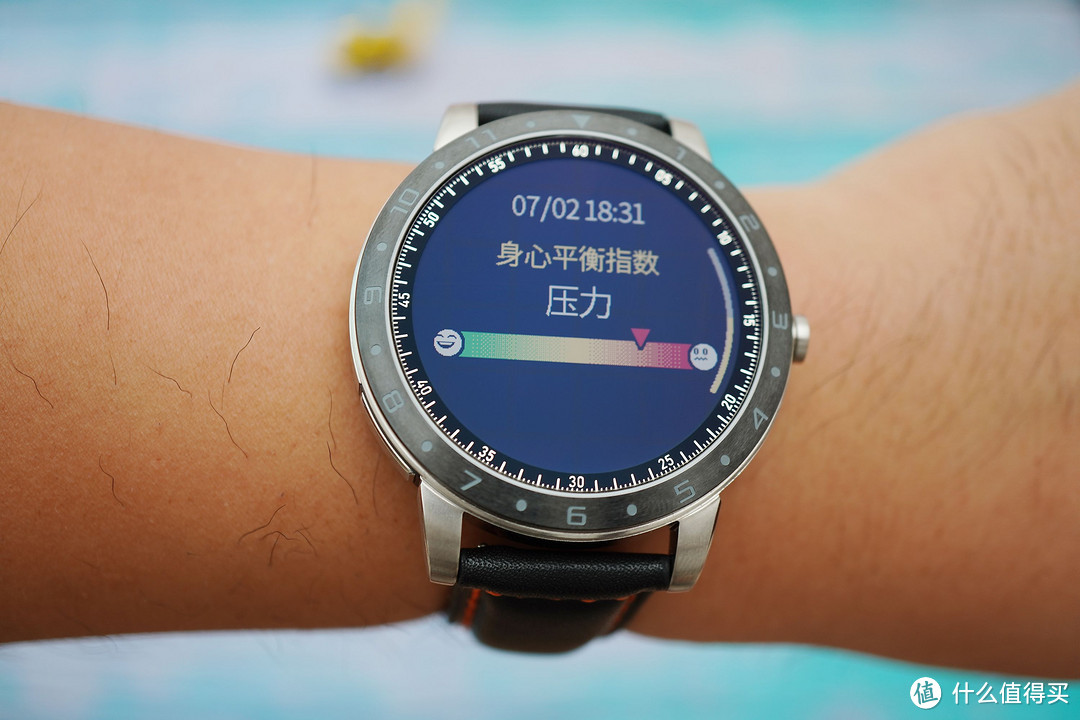 可以测血压、血氧、心率，还能追踪经期？华硕VivoWatch 5智能手表